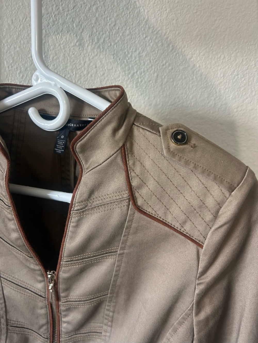 White House Black Market Taupe Utility Jacket with Contrast Trim - Picture 4 of 7